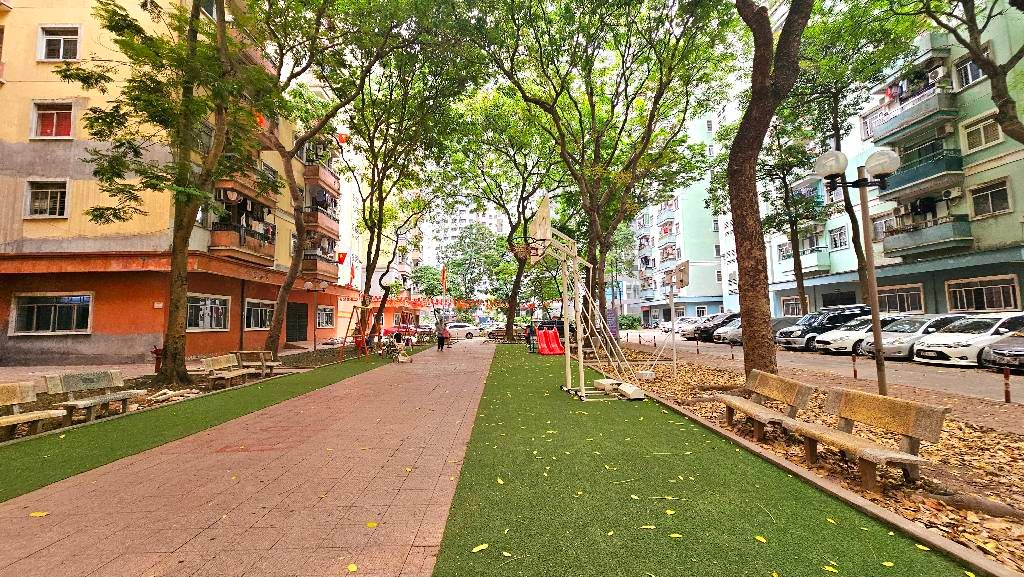 Bán nhà Nguyễn Duy Trinh - diện tích 73m2 11 tầng - view công viên - giá 5,8 tỷ