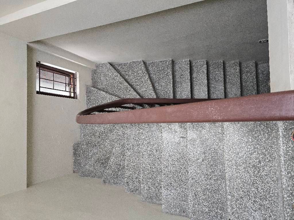 Bán nhà Trường Chinh - diện tích 36m2 6 tầng - Mặt ngõ ô tô đỗ cửa - giá 13 tỷ