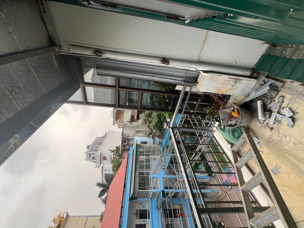 Bán nhà Trại Cá - diện tích 17m2 5 tầng - Ô TÔ NGÕ THÔNG - giá 0 tỷ