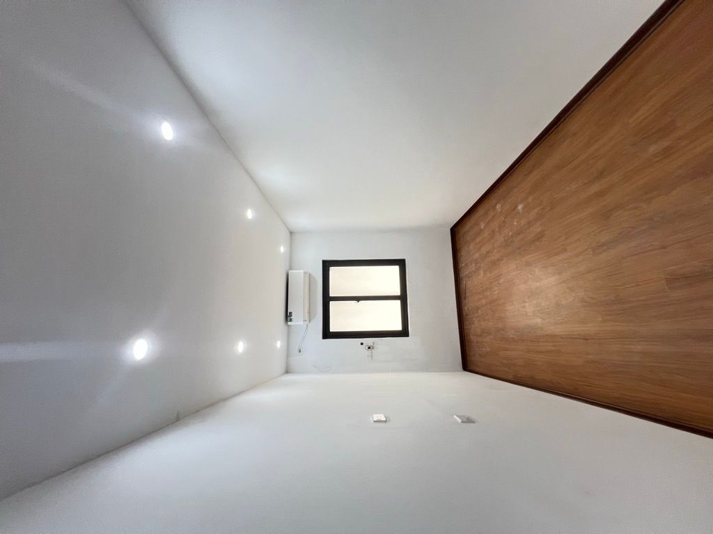 Bán nhà Trại Cá - diện tích 17m2 5 tầng - Ô TÔ NGÕ THÔNG - giá 0 tỷ