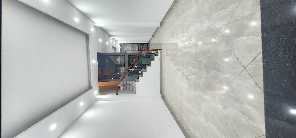 Bán nhà Đê Trần Khát Chân - diện tích 42.1m2 5 tầng - Cực hiếm - giá 11,9 tỷ