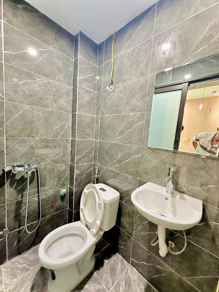 Bán nhà Trần Khát Chân - diện tích 19m2 5 tầng - Nhà đẹp đủ nội thất - giá 5,8 tỷ