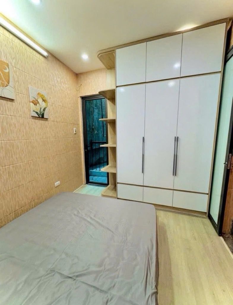 Bán nhà Trần Khát Chân - diện tích 19m2 5 tầng - Nhà đẹp đủ nội thất - giá 5,8 tỷ