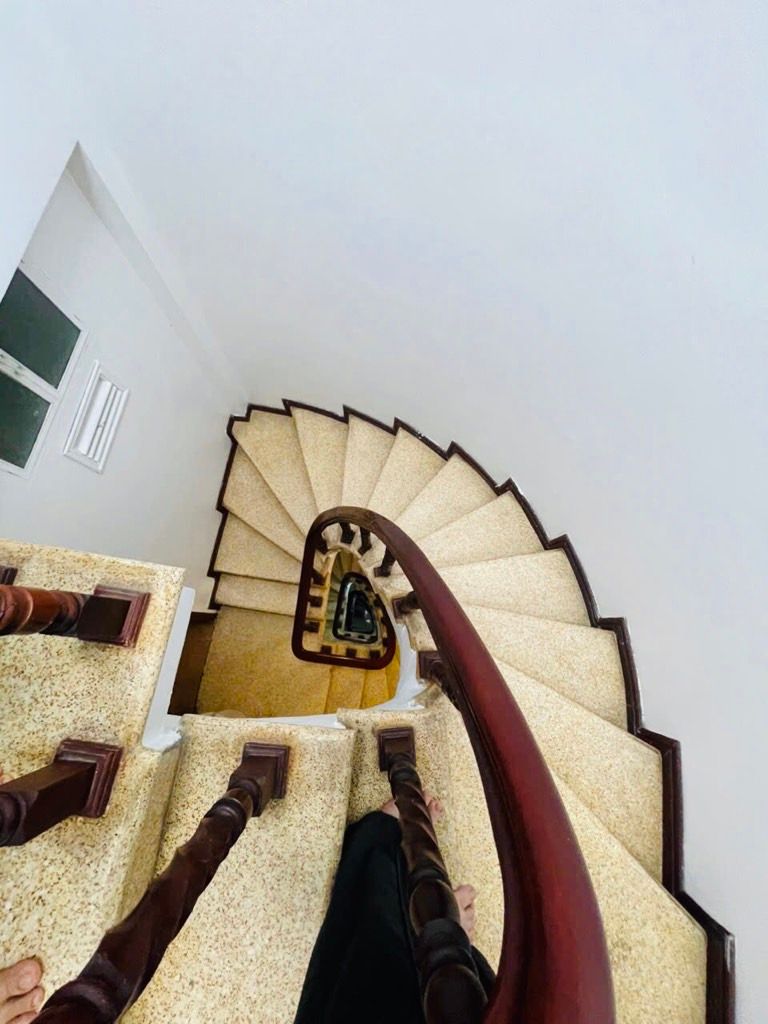 Bán nhà Tạ Quang Bửu - diện tích 31,2m2 5 tầng - gần ô tô - giá 11,6 tỷ