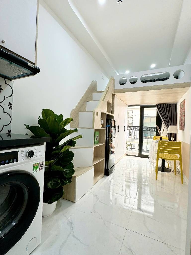 Bán nhà Hoàng Mai - diện tích 55m2 6 tầng - Nhà 2 mặt thoáng, gần trường ĐH Bách Khoa - giá 16,3 tỷ