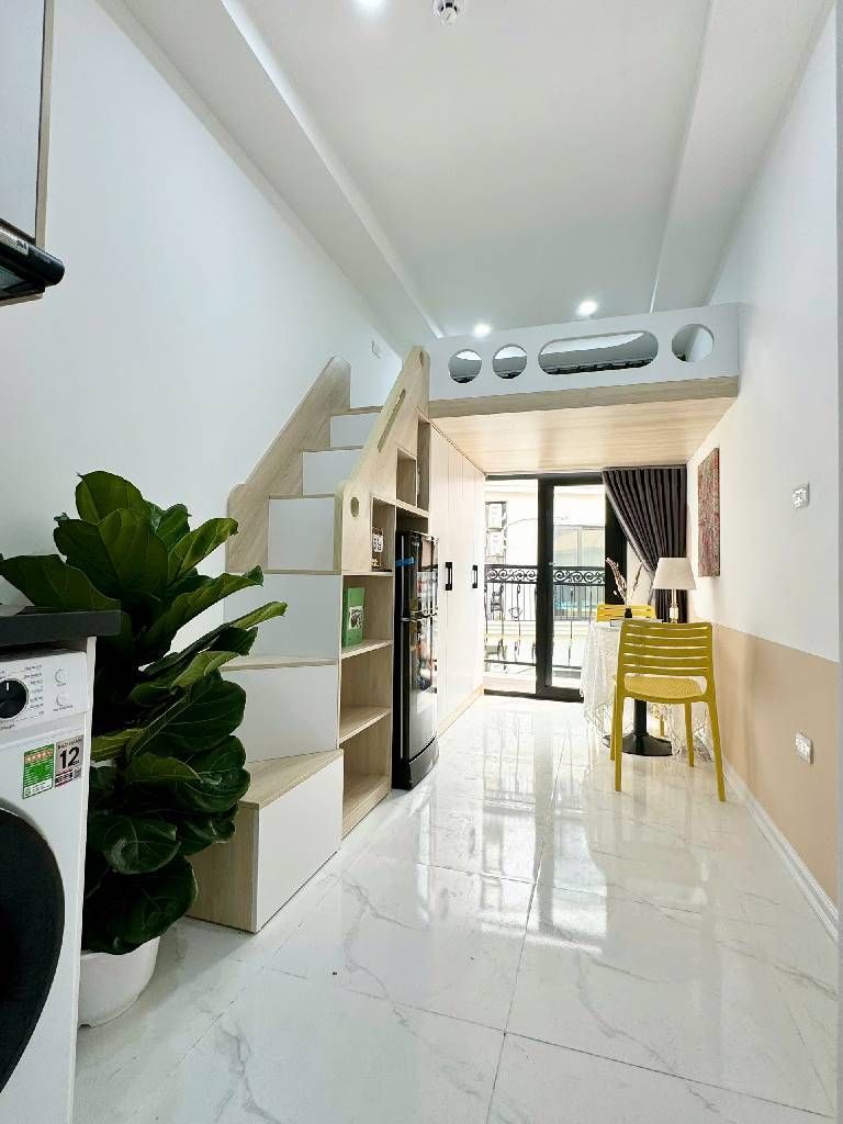 Bán nhà Hoàng Mai - diện tích 55m2 6 tầng - Nhà 2 mặt thoáng, gần trường ĐH Bách Khoa - giá 16,3 tỷ