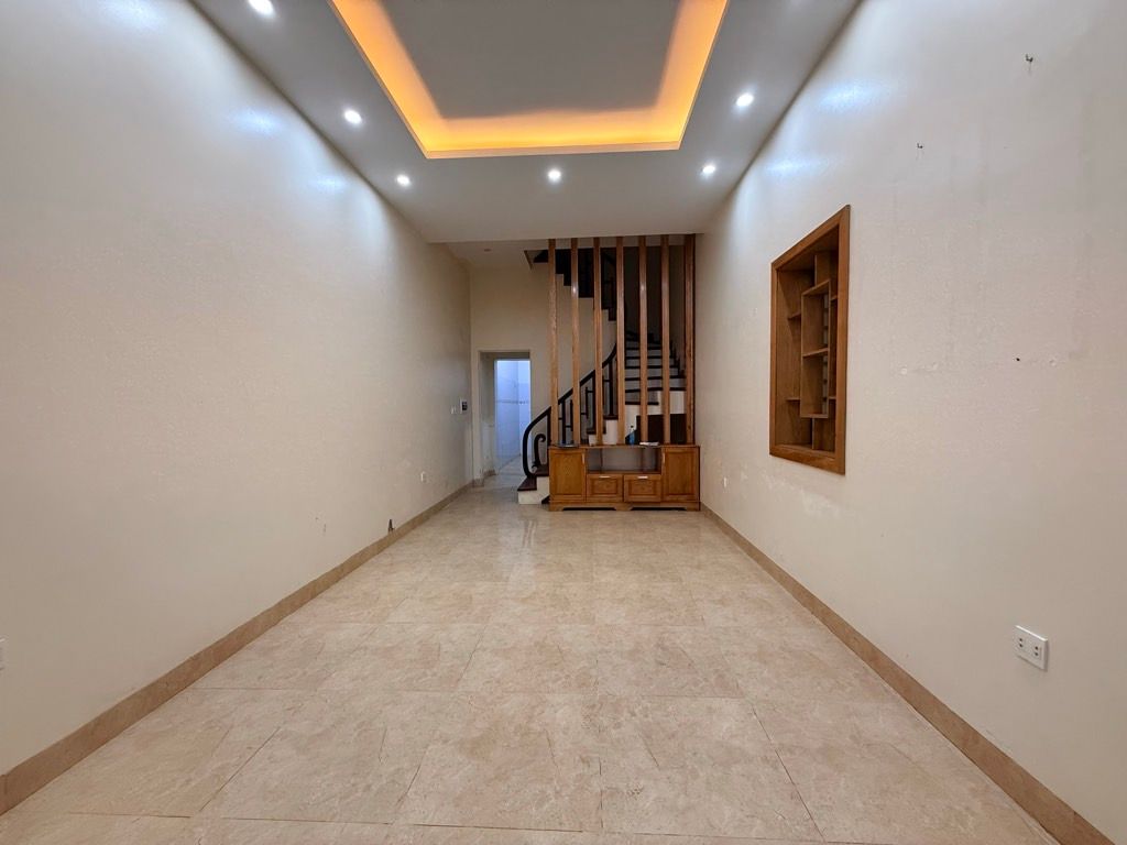 Bán nhà Bùi Xương Trạch - diện tích 63.7m2 3 tầng - Nhà đẹp ở ngay - giá 13,8 tỷ