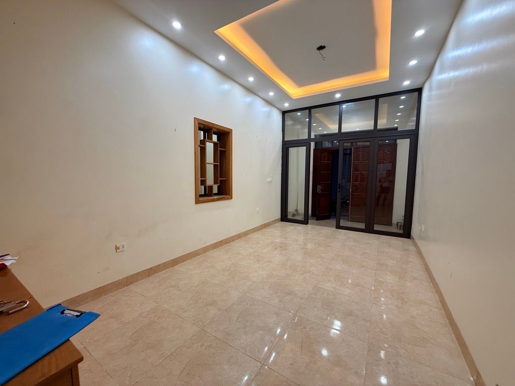 Bán nhà Bùi Xương Trạch - diện tích 63.7m2 3 tầng - Nhà đẹp ở ngay - giá 13,8 tỷ