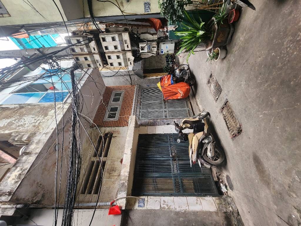 Bán nhà Ngõ Hậu - diện tích 19,3m2 3 tầng - SIÊU HIẾM - LÕI HAI BÀ TRƯNG - THOÁNG SÁNG - giá 6 tỷ