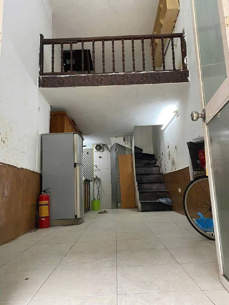 Bán nhà Ngõ Hậu - diện tích 19,3m2 3 tầng - SIÊU HIẾM - LÕI HAI BÀ TRƯNG - THOÁNG SÁNG - giá 6 tỷ