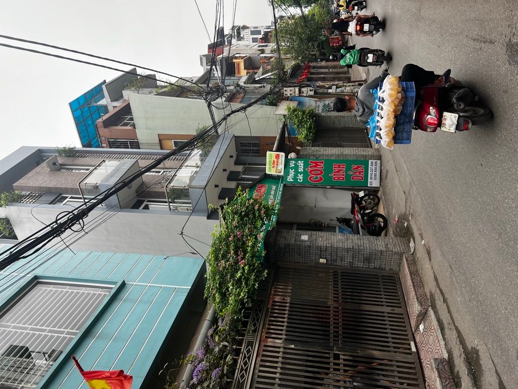 Bán nhà Kim Giang - diện tích 44m2 1 tầng - Ngõ oto tránh - giá 18 tỷ