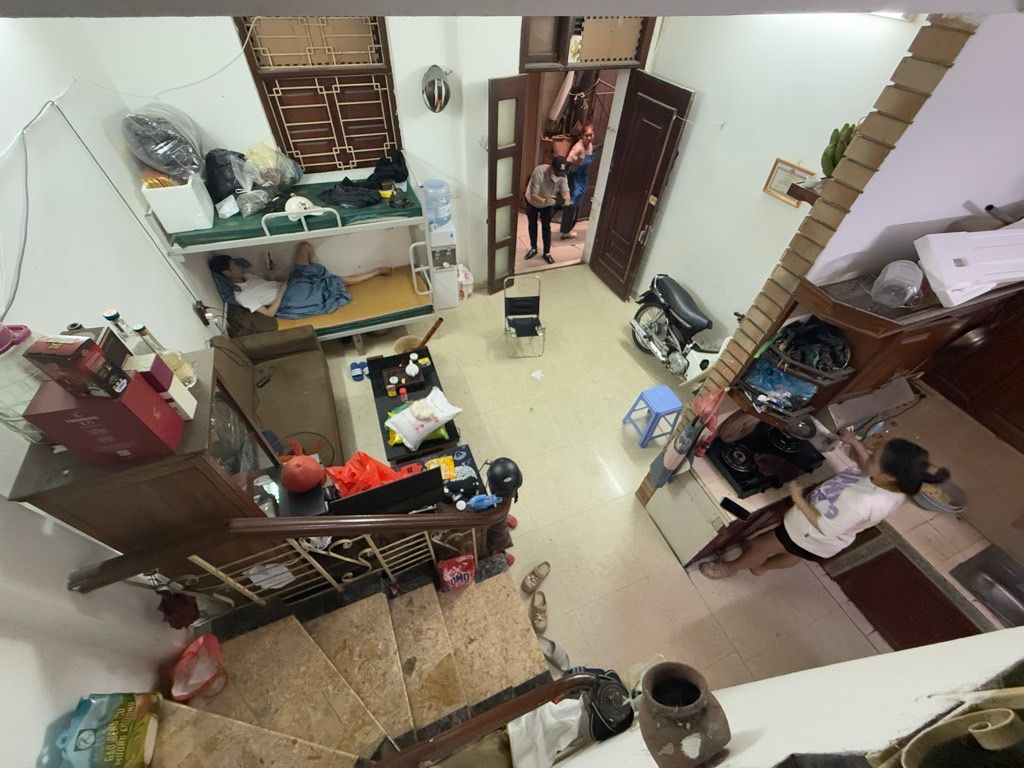 Bán nhà Định Công - diện tích 30m2 4 tầng - Ô tô tránh - giá 8,15 tỷ