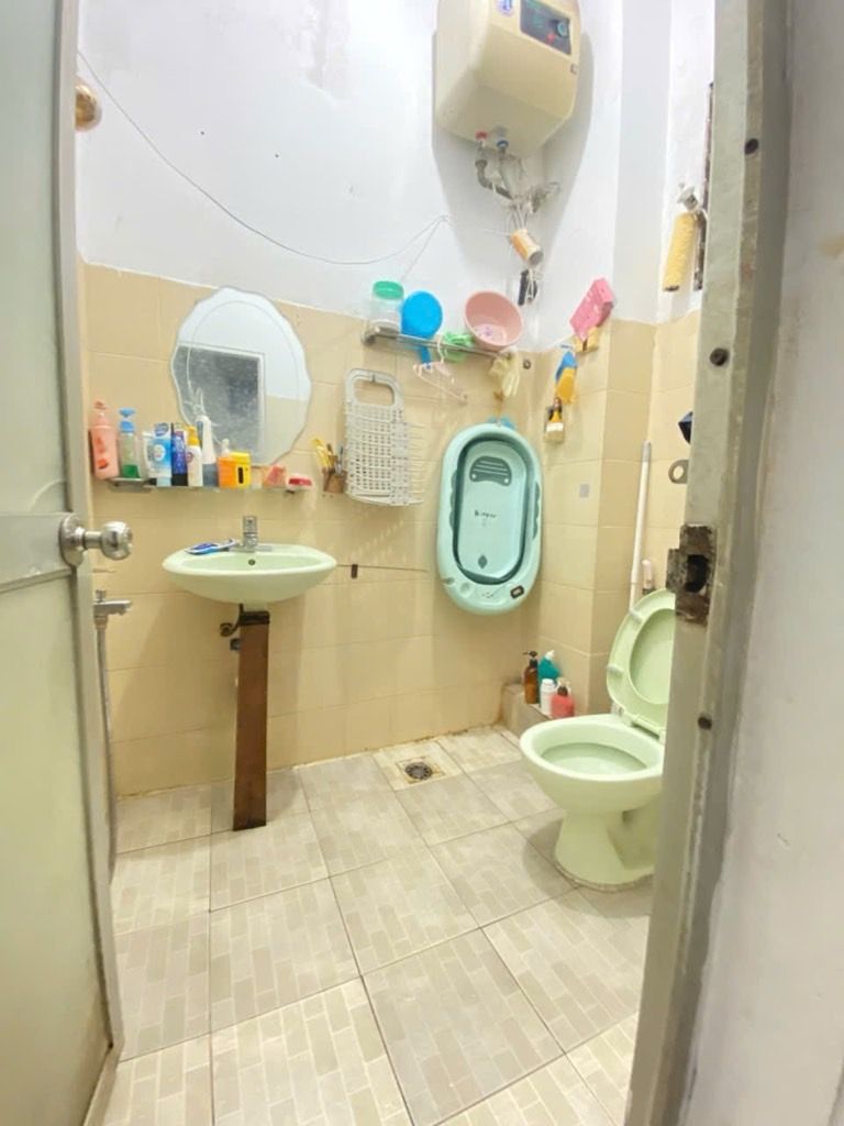 Bán nhà Định Công - diện tích 30m2 4 tầng - Ô tô tránh - giá 8,15 tỷ