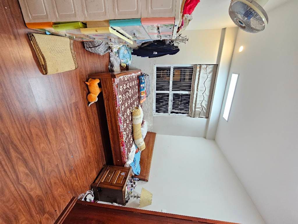 Bán nhà Khương Trung - diện tích 93m2 1 tầng - Thang máy - giá 9,6 tỷ