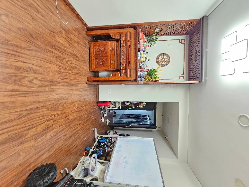 Bán nhà Khương Trung - diện tích 93m2 1 tầng - Thang máy - giá 9,6 tỷ