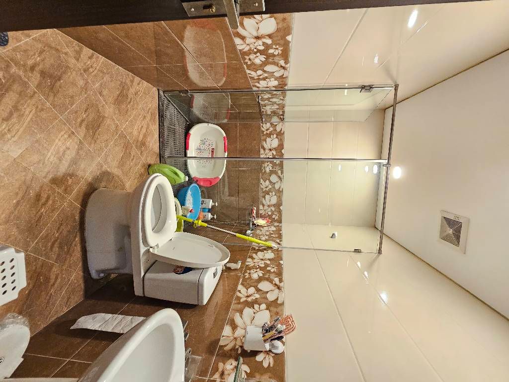 Bán nhà Khương Trung - diện tích 93m2 1 tầng - Thang máy - giá 9,6 tỷ