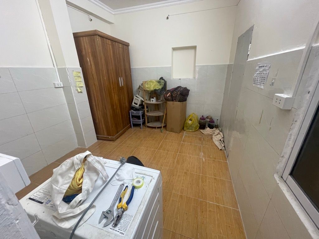 Bán nhà Nguyễn Khuyến - diện tích 48.7m2 3 tầng - Mặt phố lô góc - giá 18,9 tỷ