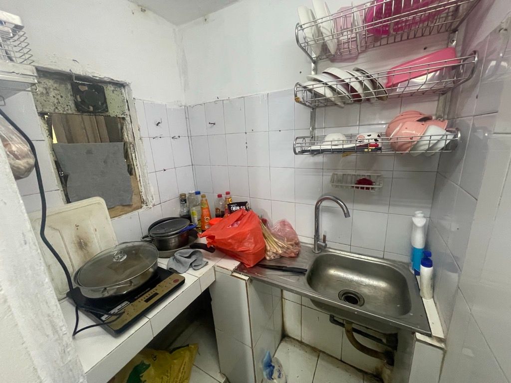 Bán nhà Nguyễn Khuyến - diện tích 48.7m2 3 tầng - Mặt phố lô góc - giá 18,9 tỷ