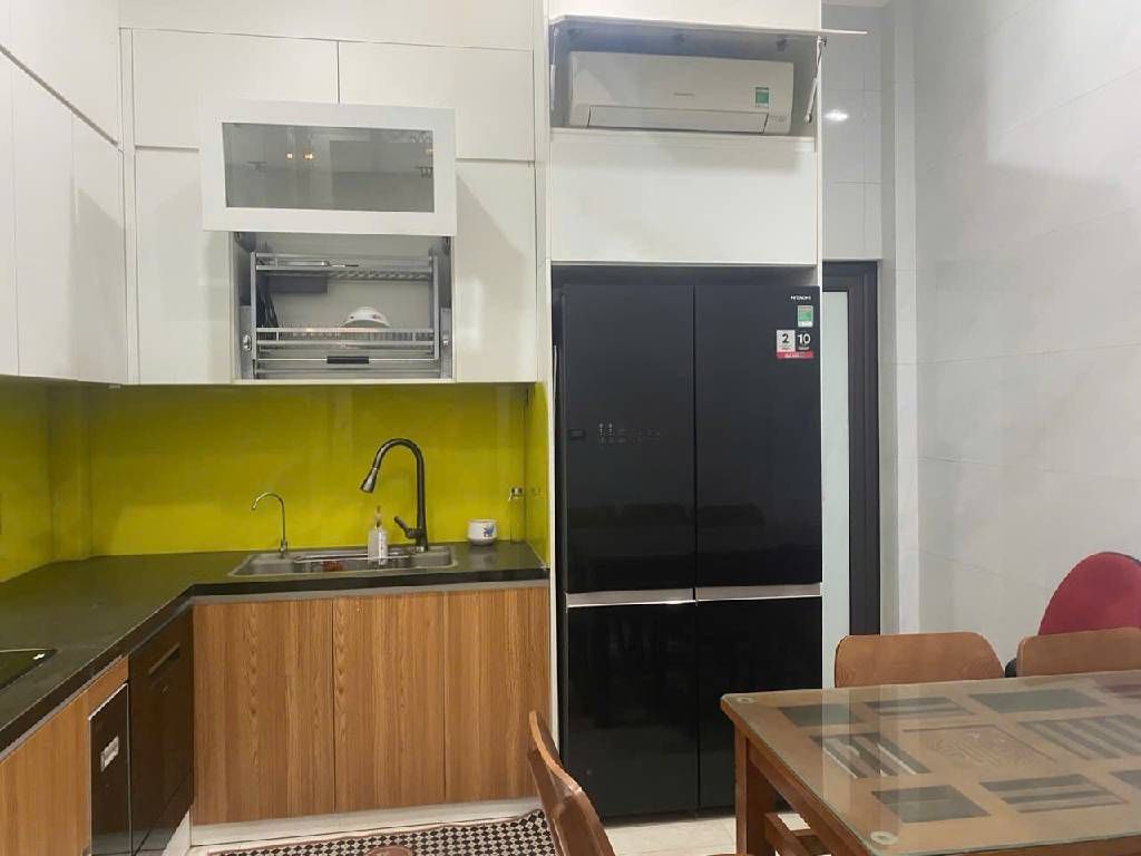 Bán nhà Nguyễn Viết Xuân - diện tích 45m2 4 tầng - ô tô tránh - giá 13,5 tỷ