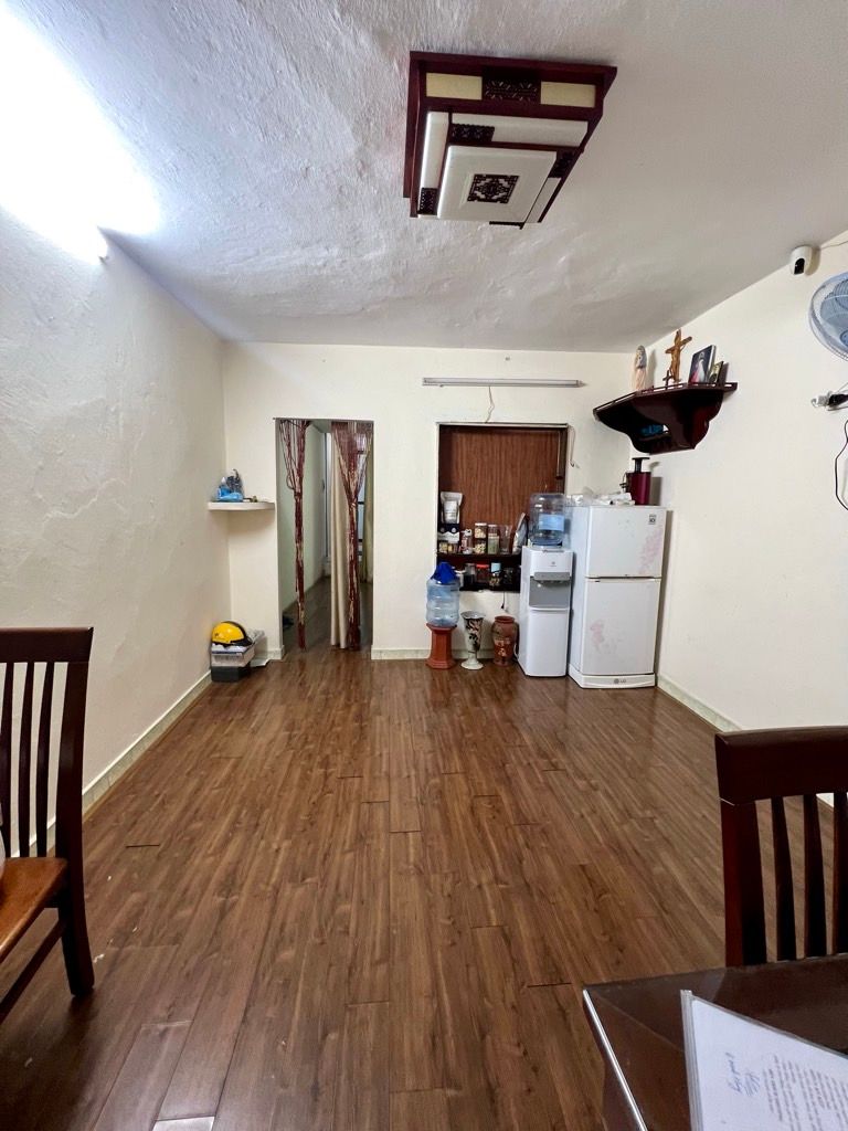 Bán nhà Nguyễn Hiền - diện tích 80m2 5 tầng - Hai mặt thoáng - giá 5,25 tỷ