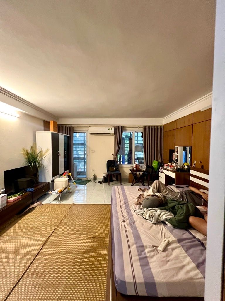 Bán nhà Nguyễn Hiền - diện tích 80m2 5 tầng - Hai mặt thoáng - giá 5,25 tỷ