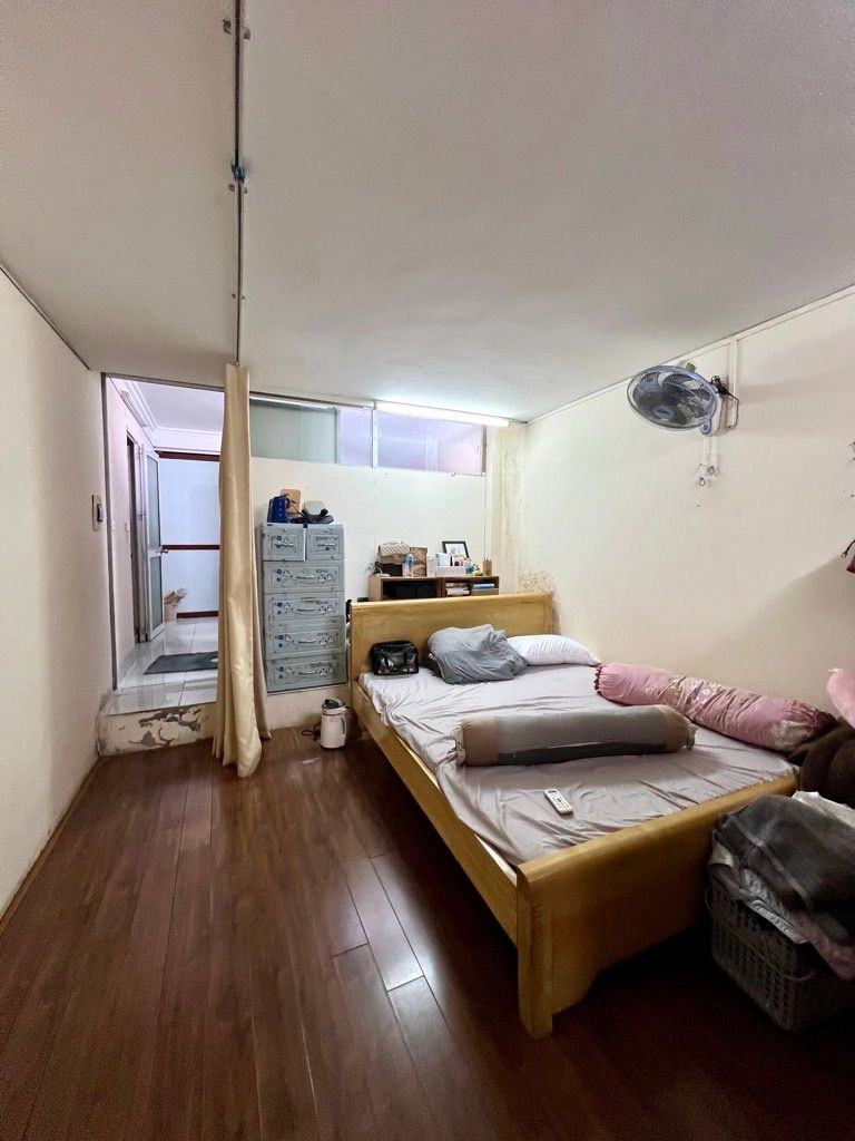 Bán nhà Nguyễn Hiền - diện tích 80m2 5 tầng - Hai mặt thoáng - giá 5,25 tỷ