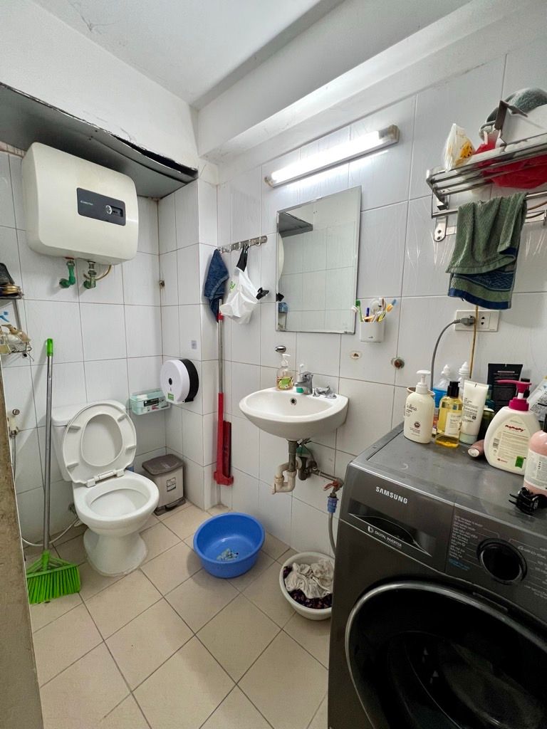 Bán nhà Nguyễn Hiền - diện tích 80m2 5 tầng - Hai mặt thoáng - giá 5,25 tỷ