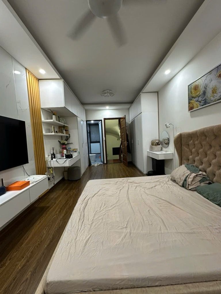 Bán nhà Khương Đình - diện tích 35m2 6 tầng - Nhà đẹp long lanh miễn chê - giá 11,5 tỷ