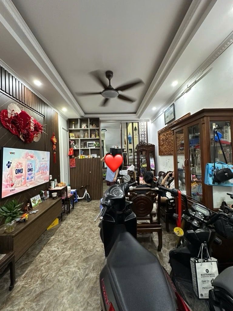 Bán nhà Khương Đình - diện tích 35m2 6 tầng - Nhà đẹp long lanh miễn chê - giá 11,5 tỷ