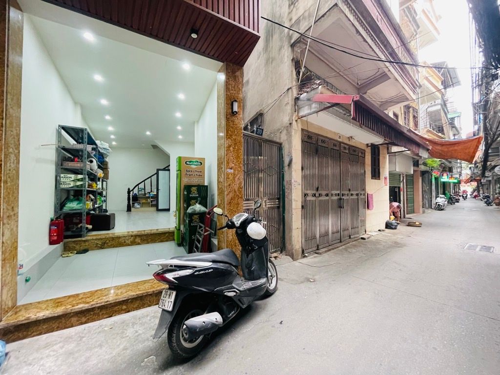 Bán nhà Minh Khai - diện tích 34.1m2 4 tầng - Lô góc 4 mặt thoáng - giá 14,2 tỷ
