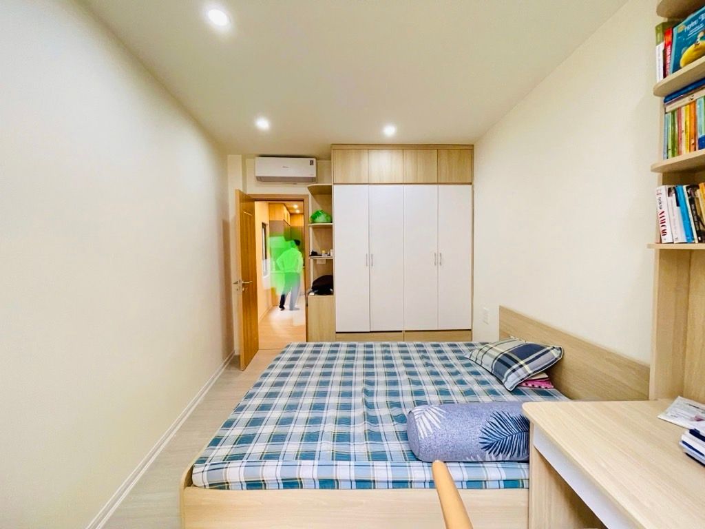 Bán nhà Minh Khai - diện tích 34.1m2 4 tầng - Lô góc 4 mặt thoáng - giá 14,2 tỷ