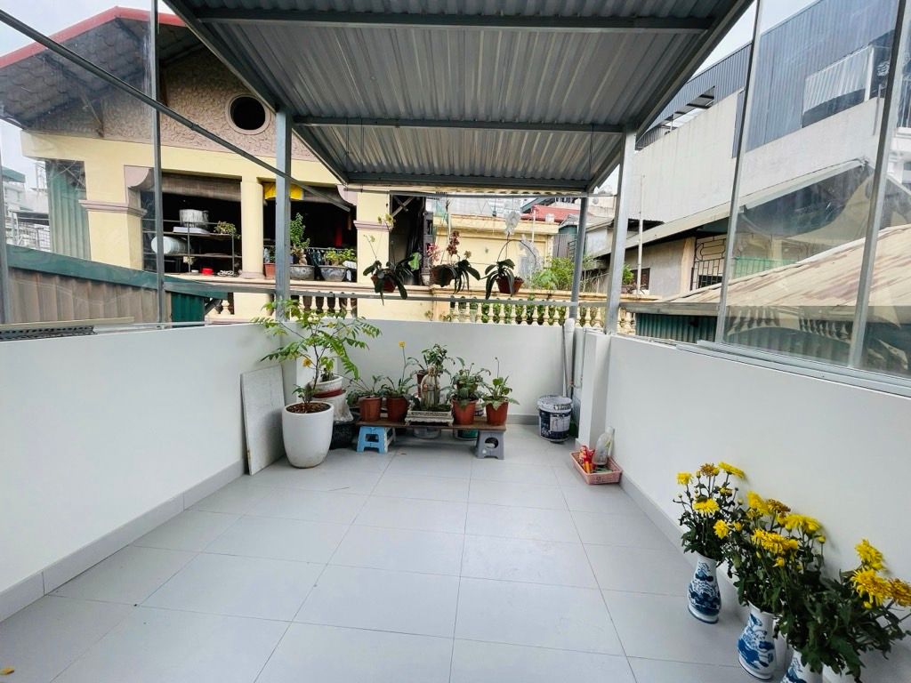 Bán nhà Minh Khai - diện tích 34.1m2 4 tầng - Lô góc 4 mặt thoáng - giá 14,2 tỷ