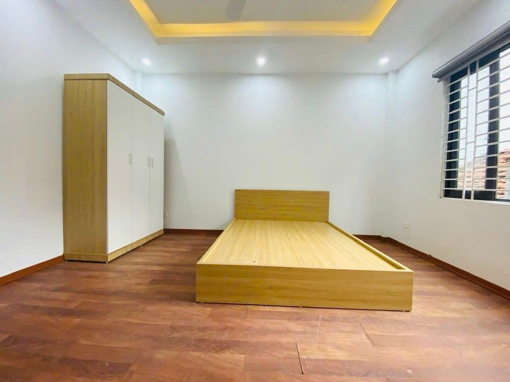 Bán nhà Hoàng Mai - diện tích 50m2 4 tầng - Ô tô đỗ cửa - giá 15,9 tỷ