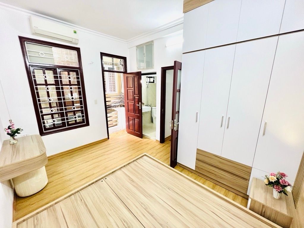 Bán nhà Giáp Nhị - diện tích 20m2 4 tầng - Lô góc 2 thoáng - giá 6,5 tỷ