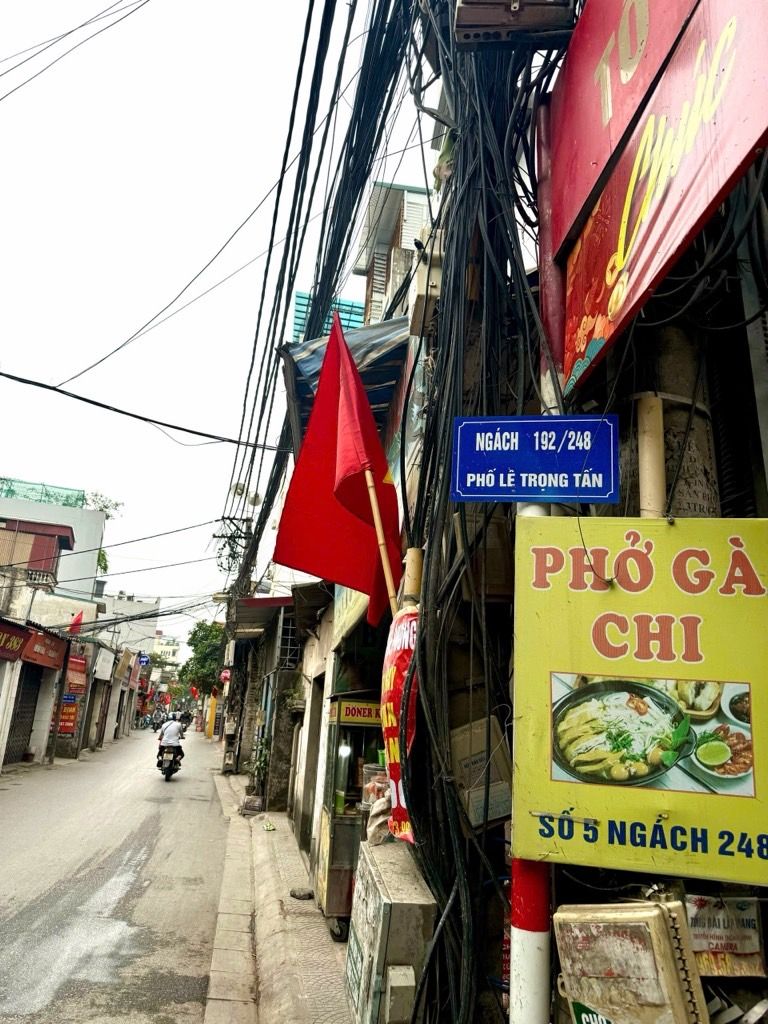 Bán nhà Định Công Thượng - diện tích 79m2 8 tầng - Toà nhà CHDV xây mới cao cấp - giá 23,9 tỷ