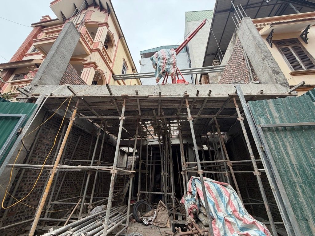 Bán nhà Định Công Thượng - diện tích 79m2 8 tầng - Toà nhà CHDV xây mới cao cấp - giá 23,9 tỷ