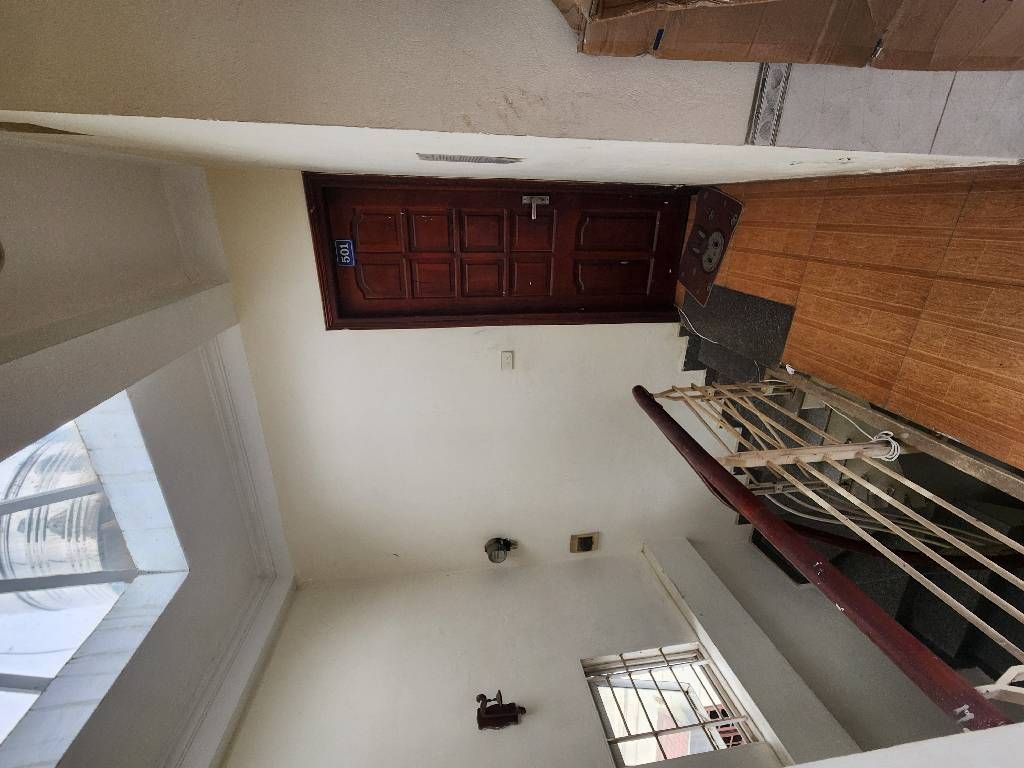 Bán nhà Trương Định - diện tích 50m2 5 tầng - Ô tô cách 10m - giá 12,5 tỷ