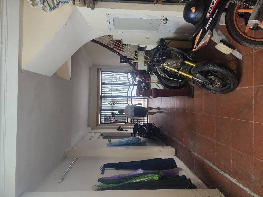 Bán nhà Trương Định - diện tích 50m2 5 tầng - Ô tô cách 10m - giá 12,5 tỷ