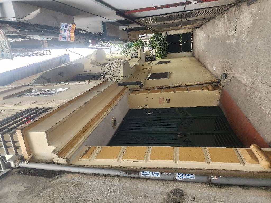 Bán nhà Trương Định - diện tích 50m2 5 tầng - Ô tô cách 10m - giá 12,5 tỷ