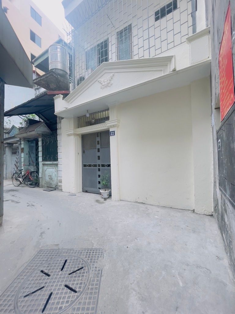 Bán nhà Ngõ Tân Lạc - diện tích 62m2 3 tầng - ô tô lùi tận cửa - giá 18 tỷ