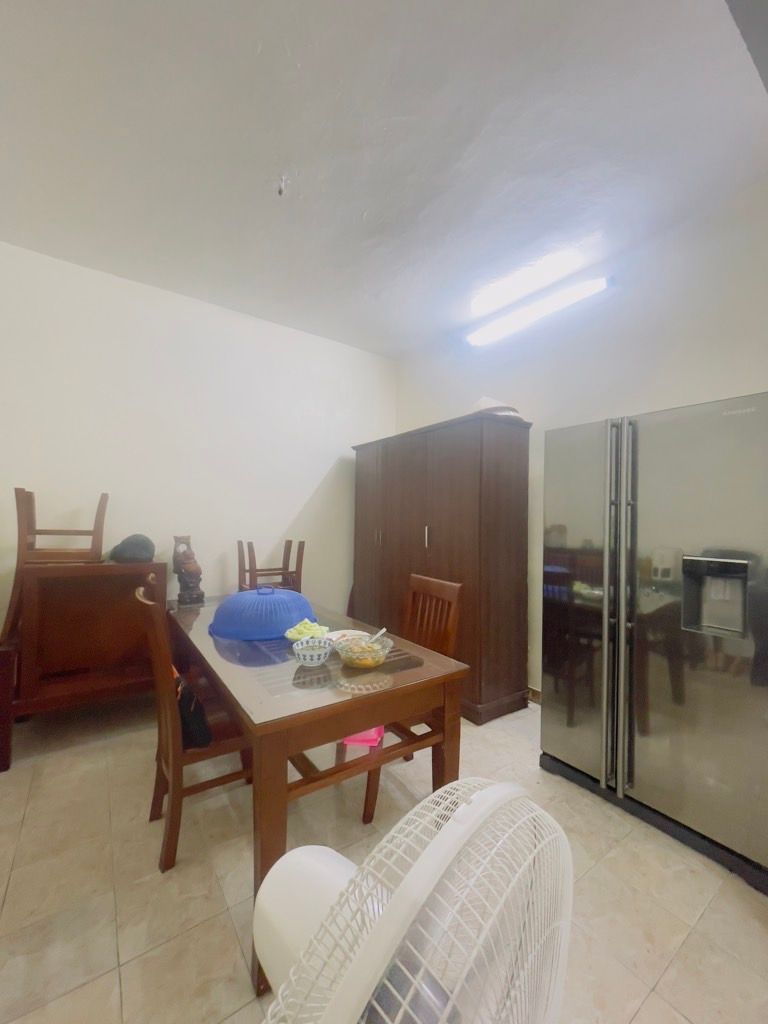 Bán nhà Ngõ Tân Lạc - diện tích 62m2 3 tầng - ô tô lùi tận cửa - giá 18 tỷ