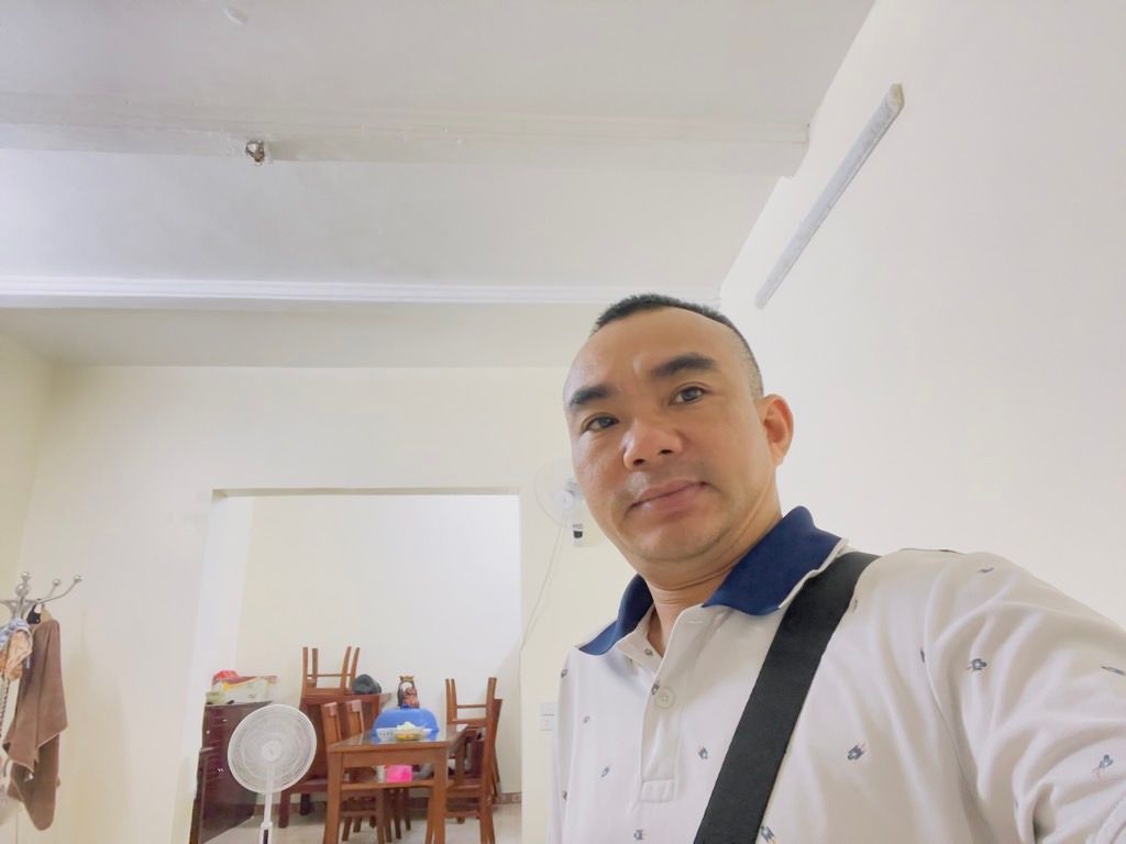 Bán nhà Ngõ Tân Lạc - diện tích 62m2 3 tầng - ô tô lùi tận cửa - giá 18 tỷ