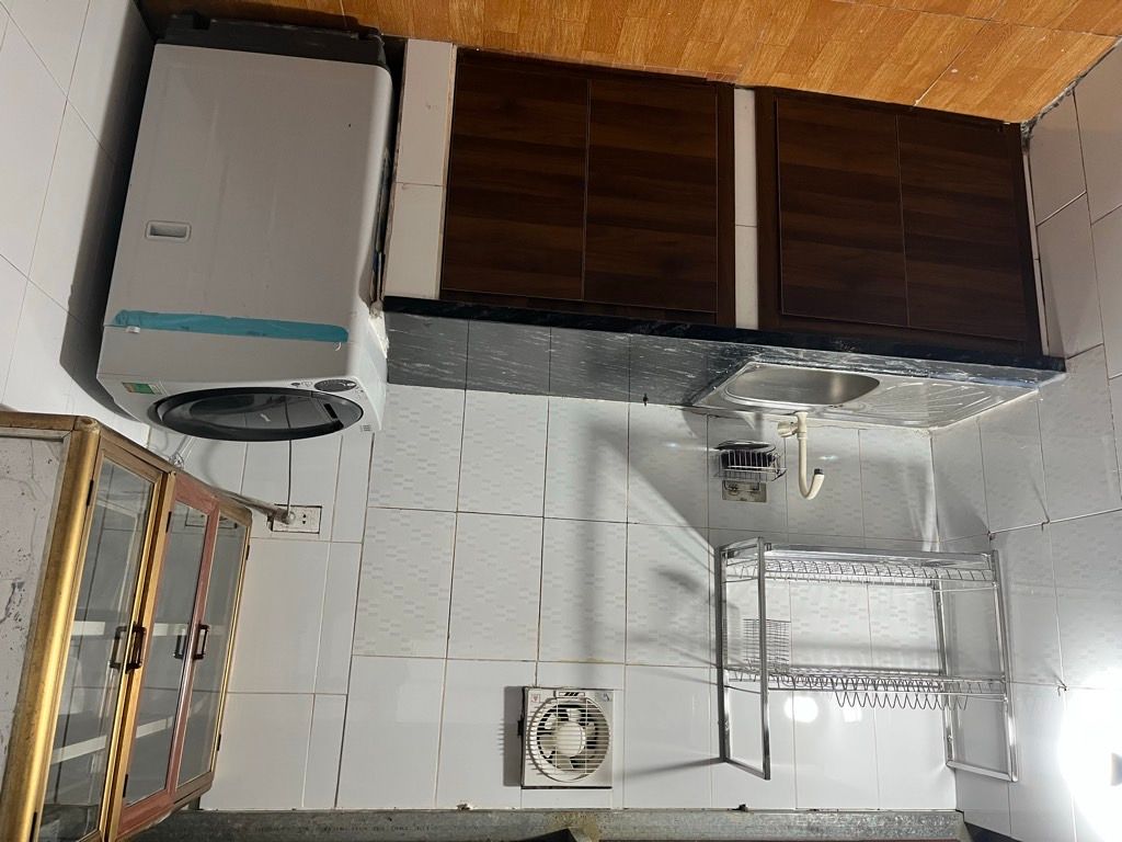 Bán nhà Vũ Hữu - diện tích 40m2 1 tầng - ô tô đỗ cổng - giá 1,5 tỷ