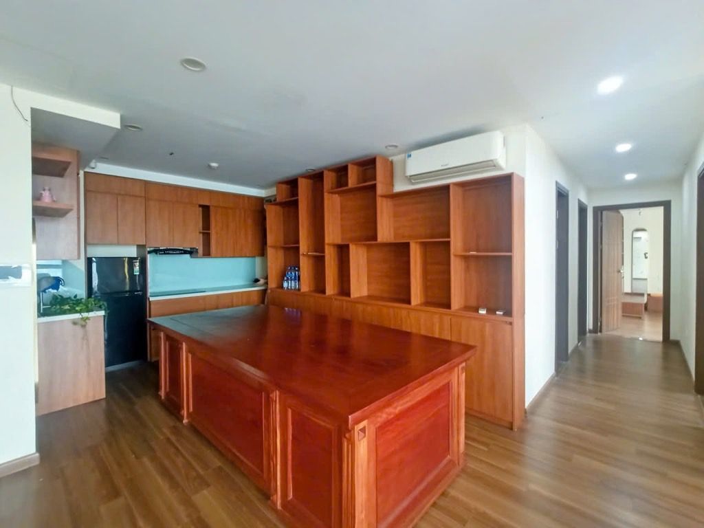 Bán nhà Nguyễn Đức Cảnh - diện tích 103m2 1 tầng - Lô góc thoáng sáng - giá 8,8 tỷ