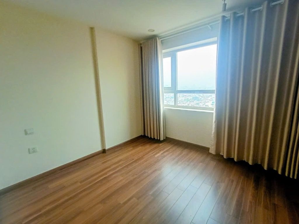 Bán nhà Nguyễn Đức Cảnh - diện tích 103m2 1 tầng - Lô góc thoáng sáng - giá 8,8 tỷ