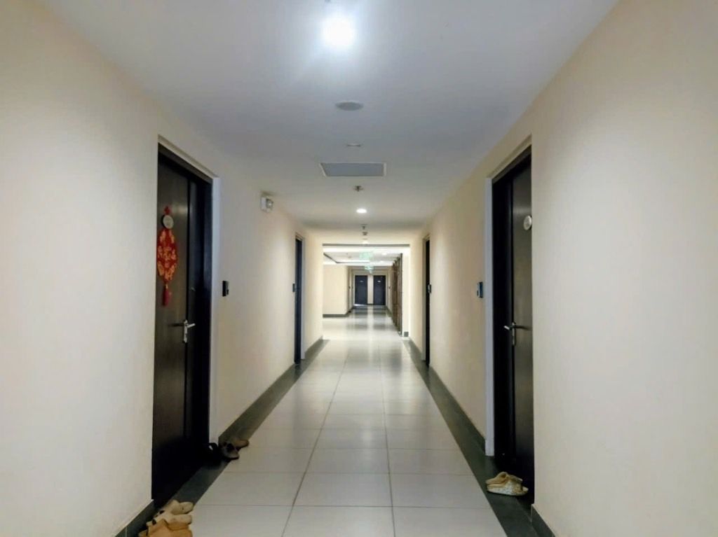 Bán nhà Nguyễn Đức Cảnh - diện tích 103m2 1 tầng - Lô góc thoáng sáng - giá 8,8 tỷ