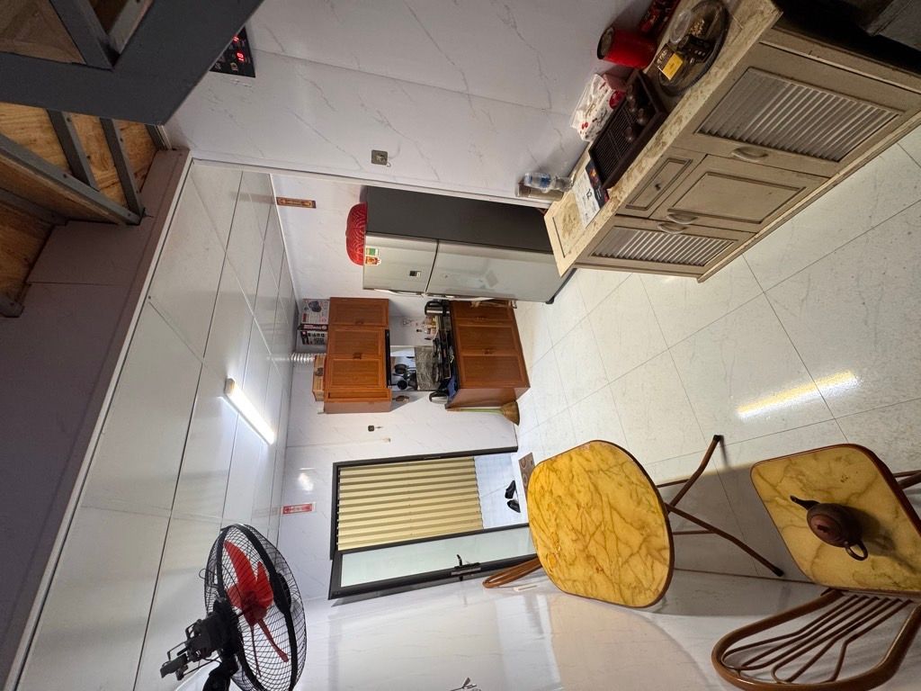 Bán nhà Giáp Nhị - diện tích 48.5m2 3 tầng - Nhà chưa sổ - giá 5 tỷ