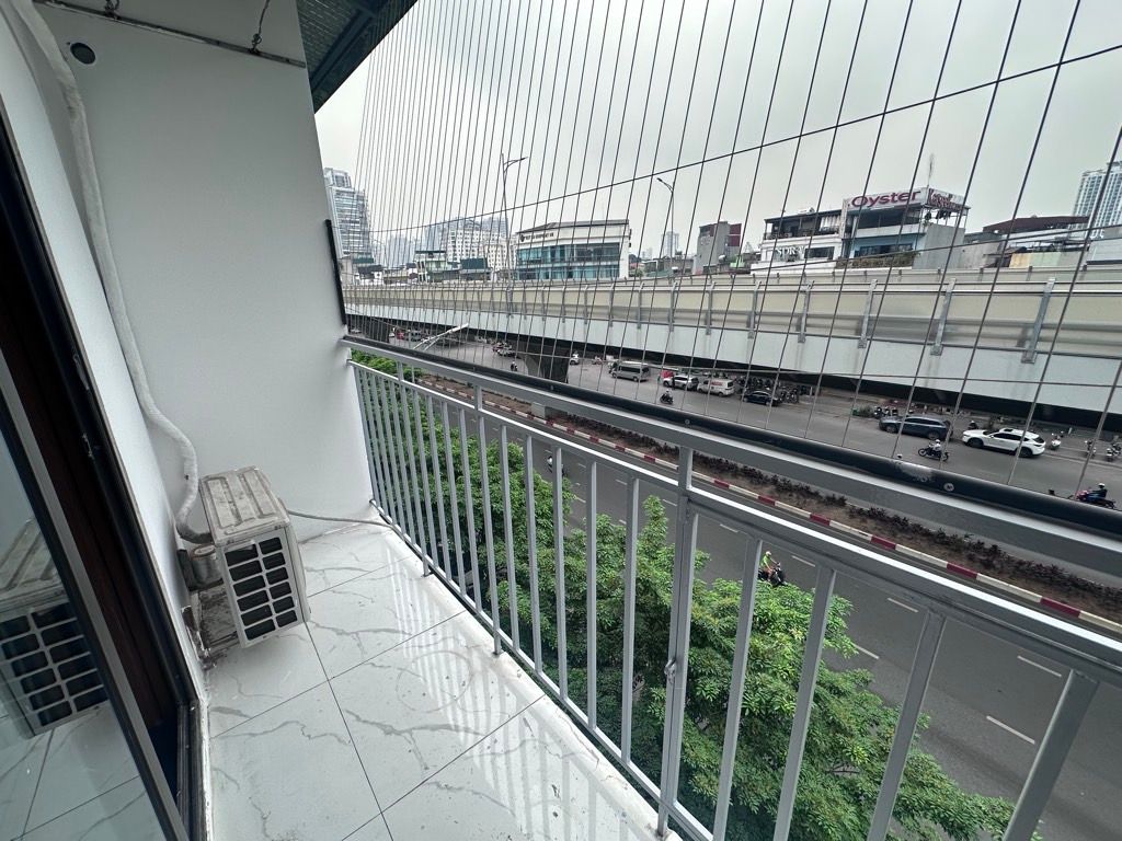 Bán nhà Minh Khai - diện tích 140m2 1 tầng - Mặt phố, view tỉ đô - giá 5,3 tỷ