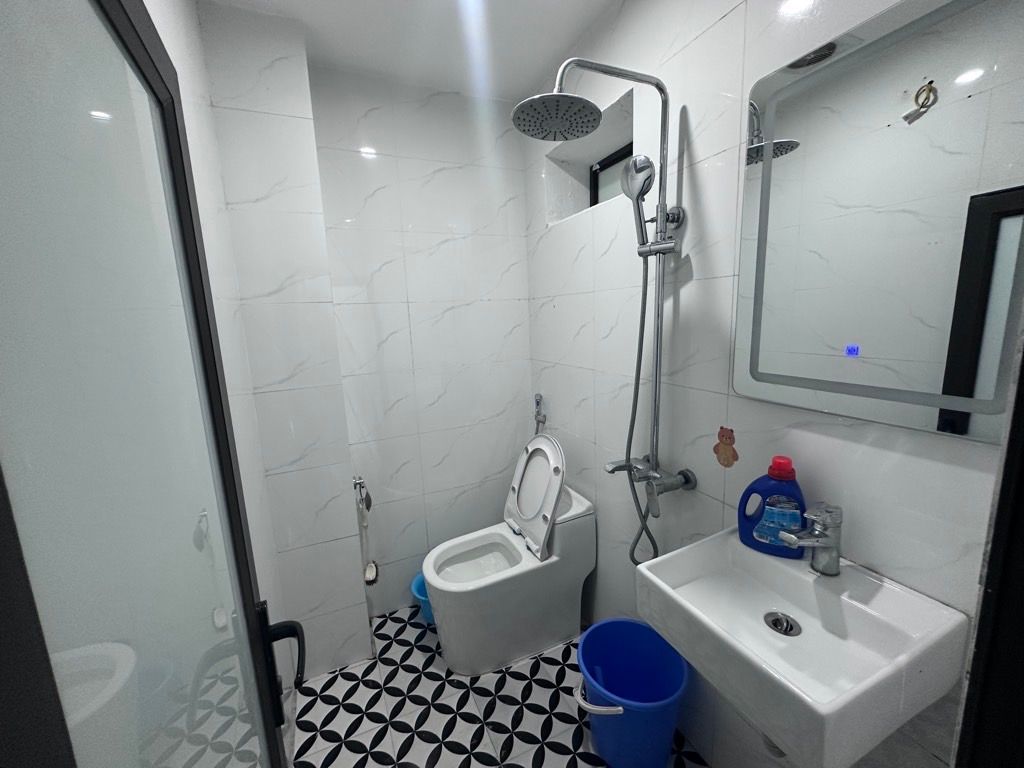 Bán nhà Minh Khai - diện tích 140m2 1 tầng - Mặt phố, view tỉ đô - giá 5,3 tỷ