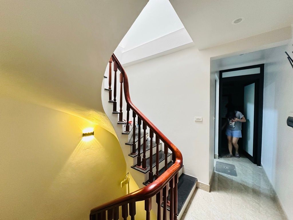 Bán nhà Nguyễn Lương Bằng - diện tích 35.7m2 4 tầng - Nhà đẹp ở ngay - giá 12,9 tỷ